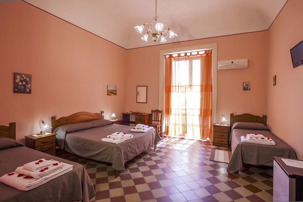 Siciliaetnamare Bed & Breakfast Riposto Bagian luar foto