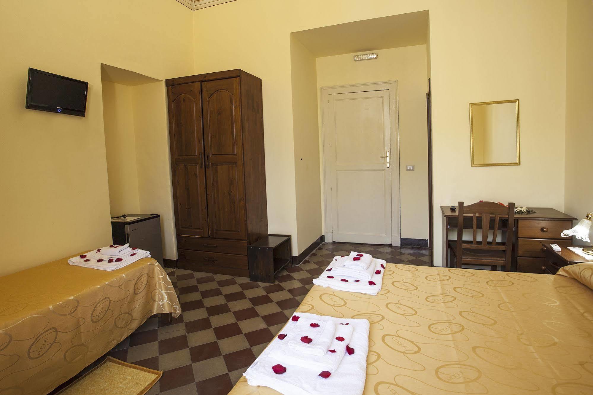 Siciliaetnamare Bed & Breakfast Riposto Bagian luar foto