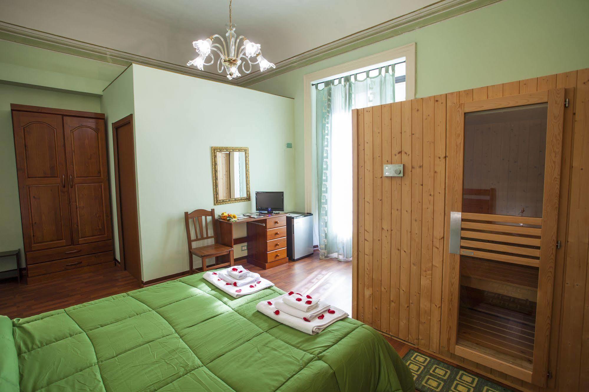 Siciliaetnamare Bed & Breakfast Riposto Bagian luar foto