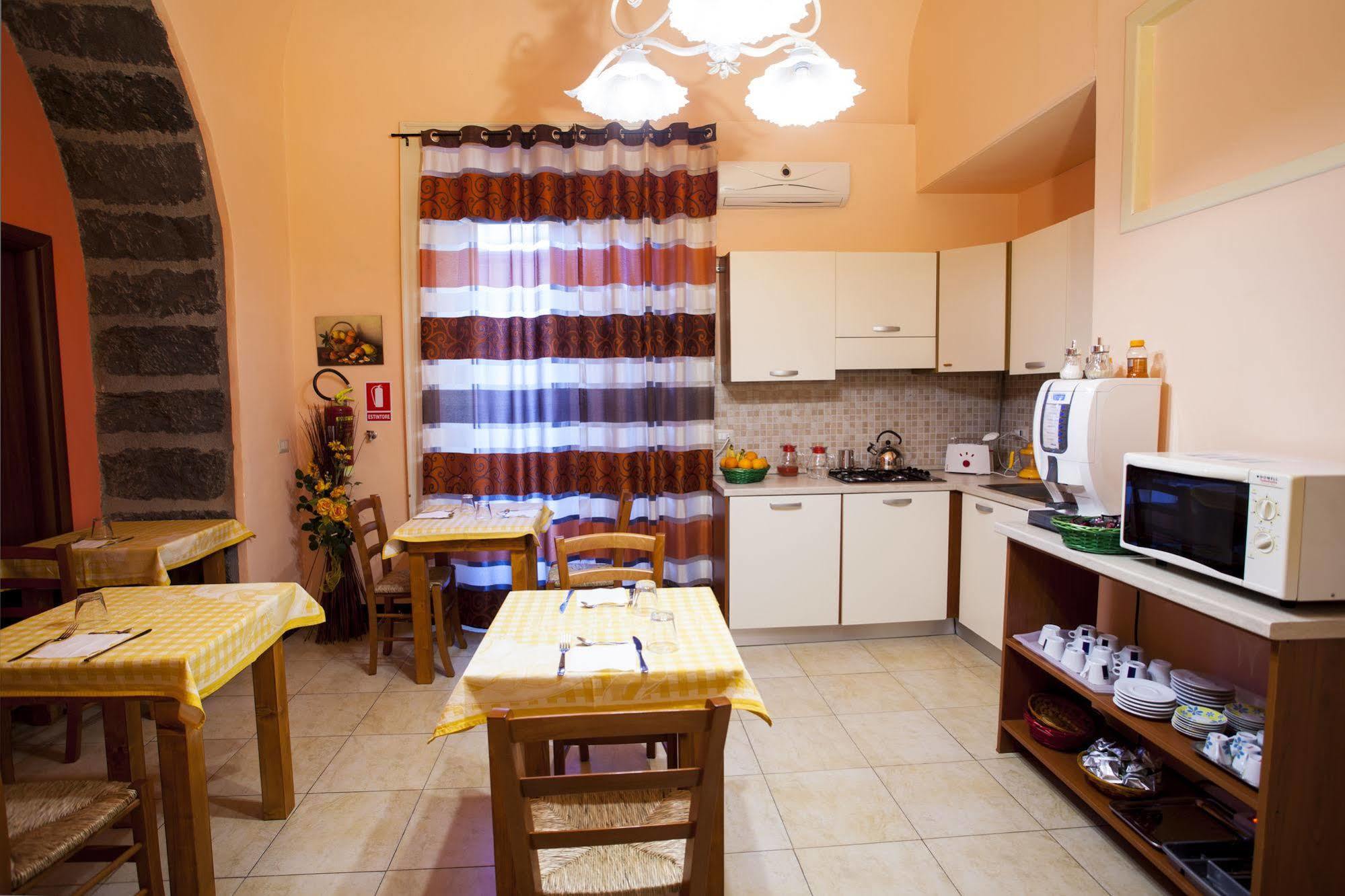 Siciliaetnamare Bed & Breakfast Riposto Bagian luar foto